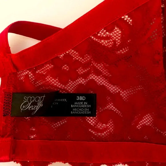 Red 38D Bra - Picture 4 of 5